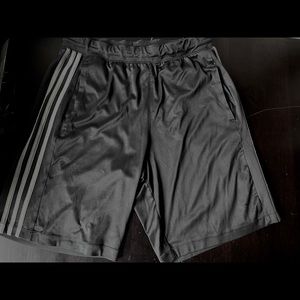 Adidas Climalite 3-Stripe Athletic Shorts Men’s M